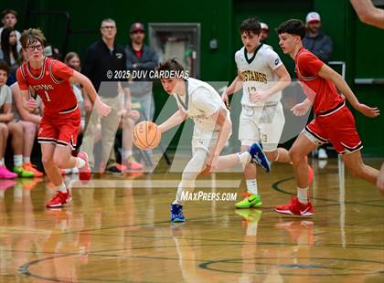 Thumbnail 3 in Argonaut vs Chowchilla (CIF D5 Round 1) photogallery.