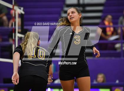 Thumbnail 3 in Kennedy vs Littleton (Freshman) photogallery.