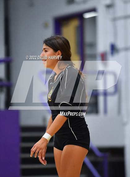 Thumbnail 1 in Kennedy vs Littleton (Freshman) photogallery.
