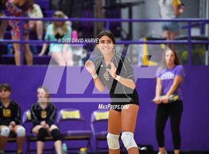 Thumbnail 2 in Kennedy vs Littleton (Freshman) photogallery.
