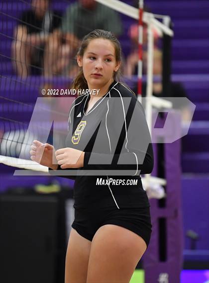 Thumbnail 2 in Kennedy vs Littleton (Freshman) photogallery.