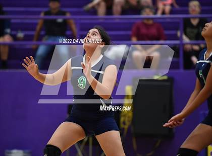 Thumbnail 3 in Kennedy vs Littleton (Freshman) photogallery.