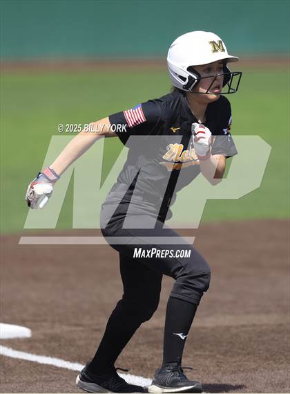 Thumbnail 2 in Winona vs Malakoff photogallery.