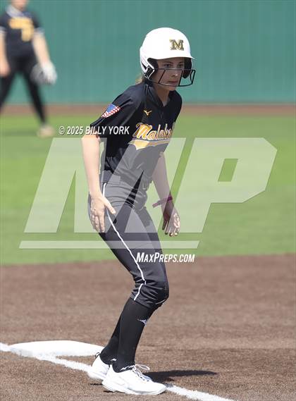 Thumbnail 3 in Winona vs Malakoff photogallery.