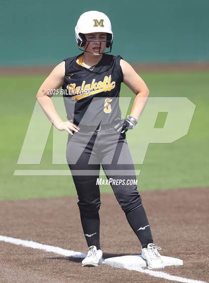 Thumbnail 1 in Winona vs Malakoff photogallery.