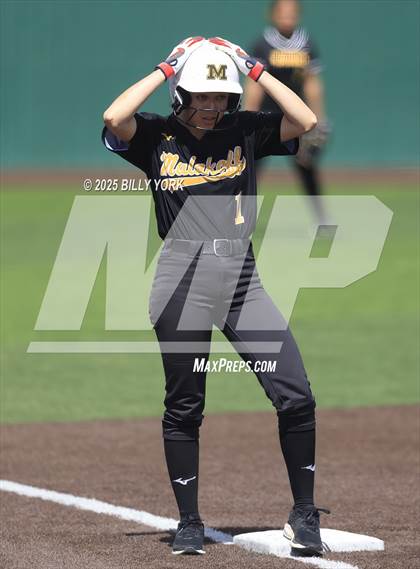 Thumbnail 3 in Winona vs Malakoff photogallery.