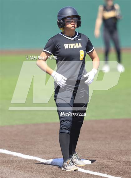Thumbnail 1 in Winona vs Malakoff photogallery.