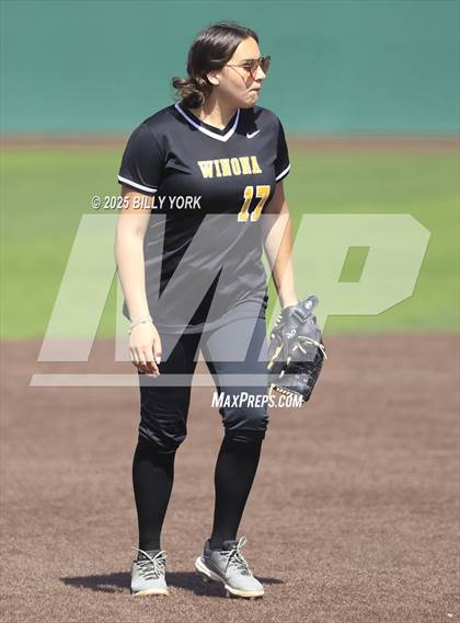 Thumbnail 3 in Winona vs Malakoff photogallery.