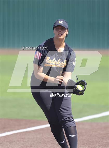 Thumbnail 1 in Winona vs Malakoff photogallery.