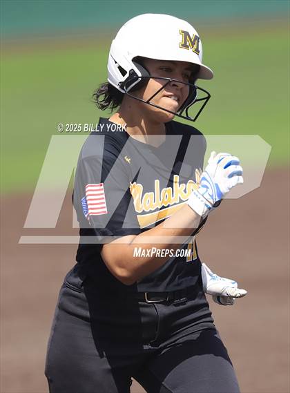 Thumbnail 3 in Winona vs Malakoff photogallery.