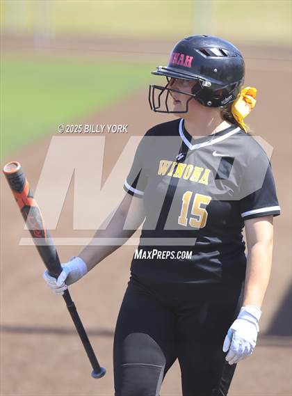 Thumbnail 1 in Winona vs Malakoff photogallery.