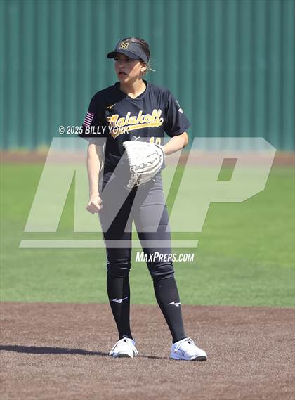 Thumbnail 3 in Winona vs Malakoff photogallery.