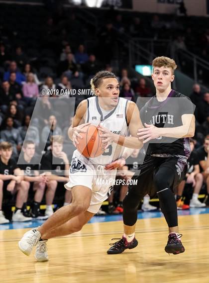 Thumbnail 3 in Chrisman vs. Park Hill South (MSHSAA Class 5 Sectional) photogallery.