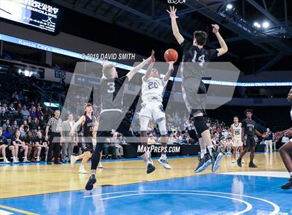 Thumbnail 2 in Chrisman vs. Park Hill South (MSHSAA Class 5 Sectional) photogallery.