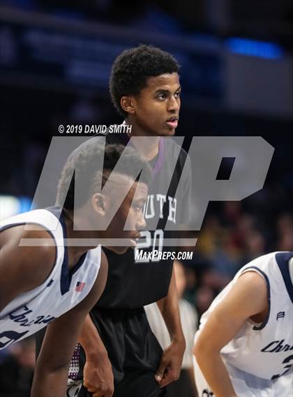 Thumbnail 1 in Chrisman vs. Park Hill South (MSHSAA Class 5 Sectional) photogallery.