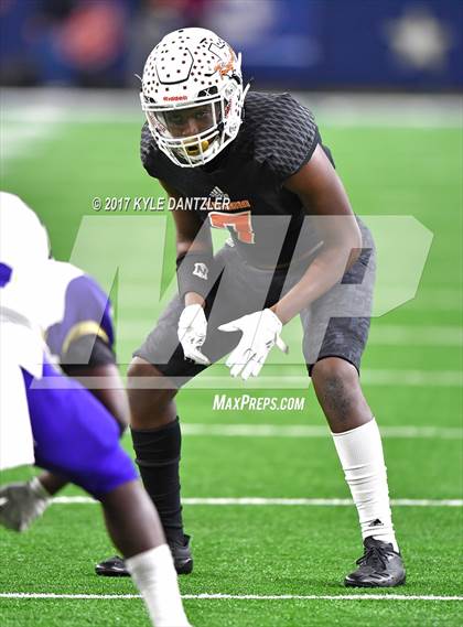 Thumbnail 3 in Mart vs. Refugio (UIL 2A Division 1 Final)  photogallery.