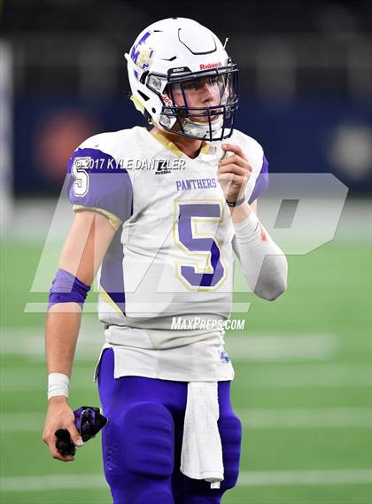 Thumbnail 3 in Mart vs. Refugio (UIL 2A Division 1 Final)  photogallery.