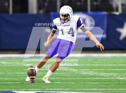 Thumbnail 2 in Mart vs. Refugio (UIL 2A Division 1 Final)  photogallery.