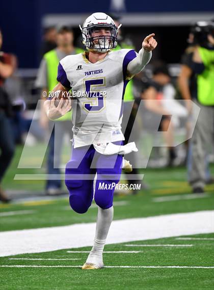 Thumbnail 2 in Mart vs. Refugio (UIL 2A Division 1 Final)  photogallery.