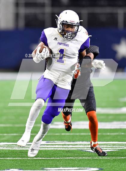 Thumbnail 2 in Mart vs. Refugio (UIL 2A Division 1 Final)  photogallery.