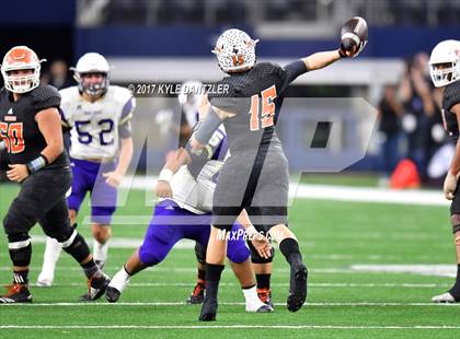 Thumbnail 1 in Mart vs. Refugio (UIL 2A Division 1 Final)  photogallery.