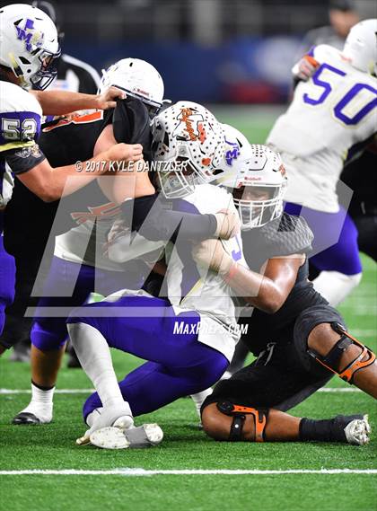 Thumbnail 3 in Mart vs. Refugio (UIL 2A Division 1 Final)  photogallery.