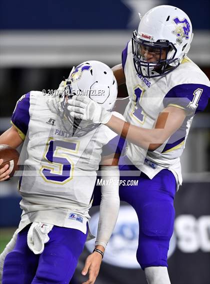 Thumbnail 1 in Mart vs. Refugio (UIL 2A Division 1 Final)  photogallery.