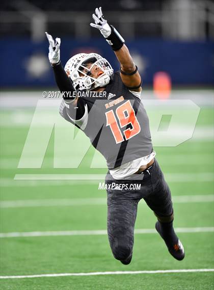 Thumbnail 3 in Mart vs. Refugio (UIL 2A Division 1 Final)  photogallery.