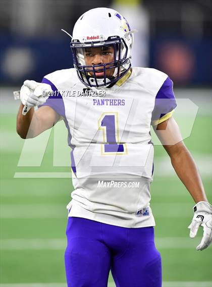 Thumbnail 1 in Mart vs. Refugio (UIL 2A Division 1 Final)  photogallery.
