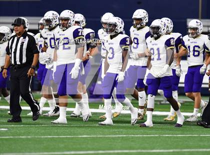 Thumbnail 2 in Mart vs. Refugio (UIL 2A Division 1 Final)  photogallery.