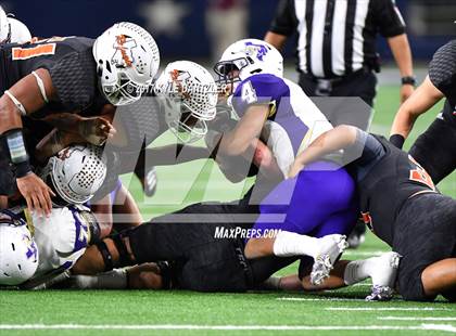 Thumbnail 3 in Mart vs. Refugio (UIL 2A Division 1 Final)  photogallery.