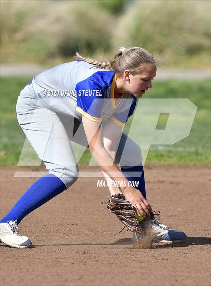 Thumbnail 2 in Chico vs. Sutter (Pleasant Valley Tournament) photogallery.