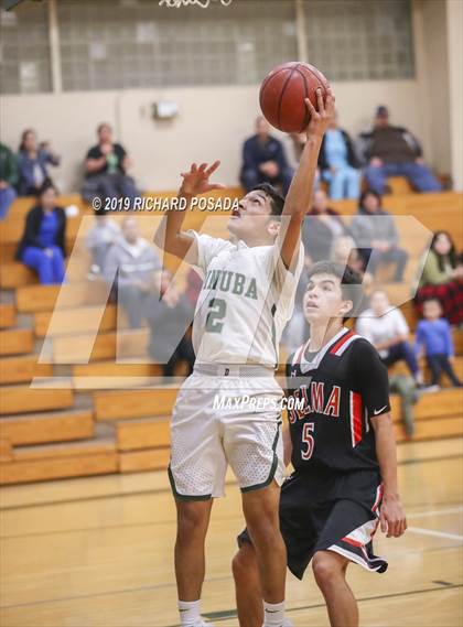 Thumbnail 2 in Selma @ Dinuba (Andrew Bedoya Holiday Classic) photogallery.