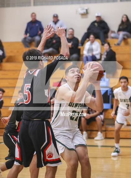 Thumbnail 3 in Selma @ Dinuba (Andrew Bedoya Holiday Classic) photogallery.