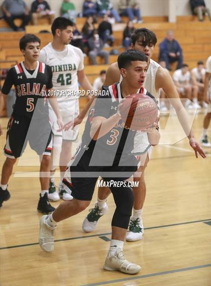 Thumbnail 3 in Selma @ Dinuba (Andrew Bedoya Holiday Classic) photogallery.