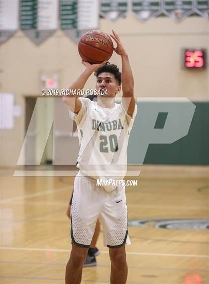 Thumbnail 3 in Selma @ Dinuba (Andrew Bedoya Holiday Classic) photogallery.