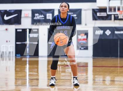 Thumbnail 2 in Damien vs Moanalua (Iolani Classic Honolulu - Day 3) photogallery.