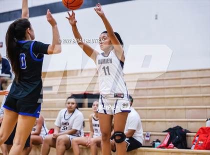 Thumbnail 2 in Damien vs Moanalua (Iolani Classic Honolulu - Day 3) photogallery.