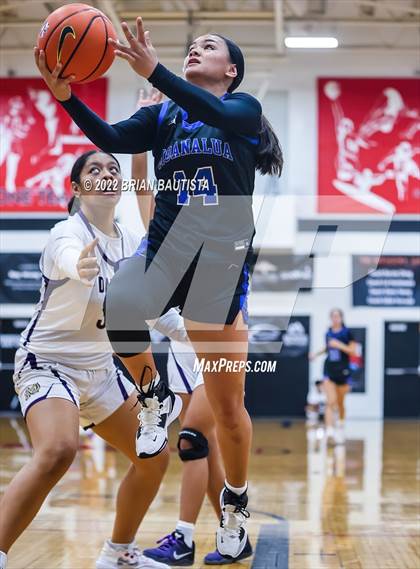 Thumbnail 3 in Damien vs Moanalua (Iolani Classic Honolulu - Day 3) photogallery.