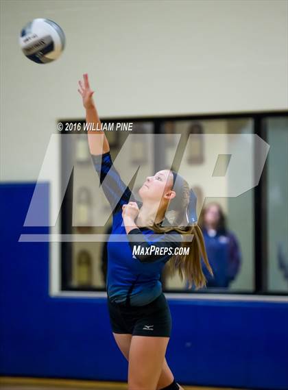 Thumbnail 1 in Millbrook vs. Rhinebeck (Section 9 Class C Final) photogallery.