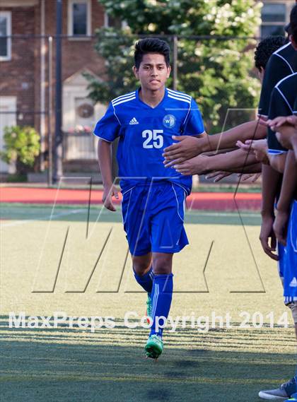 Thumbnail 3 in Washington-Lee vs West Potomac (VHSL 6A North Semifinal Playoff) photogallery.