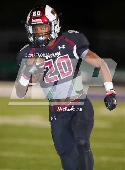 Thumbnail 1 in Hemphill vs. Waskom (UIL 3A-2 Region III Bi-District Playoff) photogallery.
