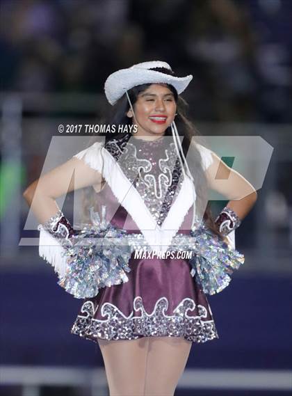 Thumbnail 1 in Hemphill vs. Waskom (UIL 3A-2 Region III Bi-District Playoff) photogallery.
