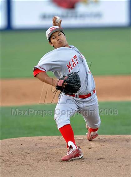 Thumbnail 2 in El Toro vs. Mater Dei (Anderson Bat National Classic) photogallery.