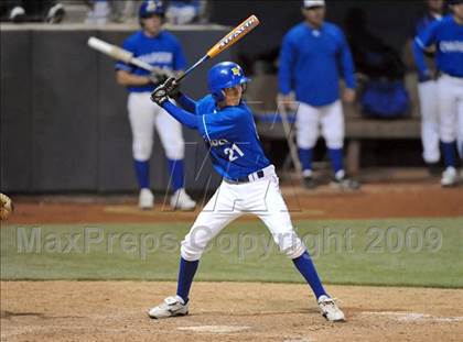 Thumbnail 2 in El Toro vs. Mater Dei (Anderson Bat National Classic) photogallery.