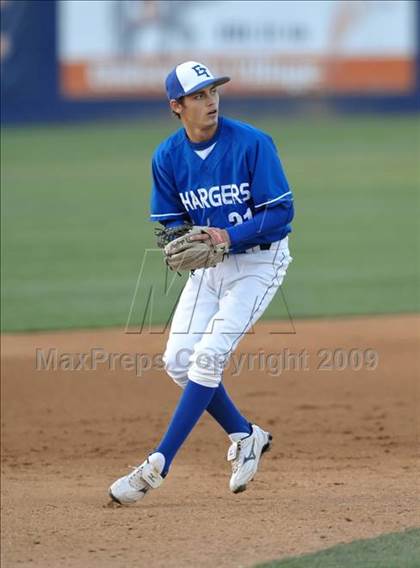 Thumbnail 3 in El Toro vs. Mater Dei (Anderson Bat National Classic) photogallery.