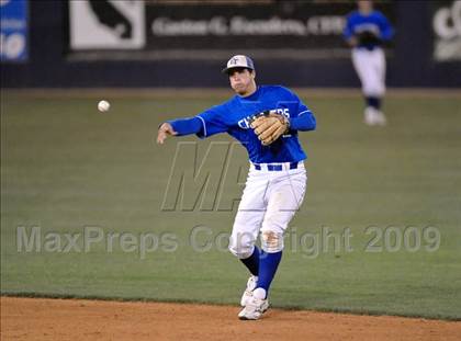 Thumbnail 3 in El Toro vs. Mater Dei (Anderson Bat National Classic) photogallery.