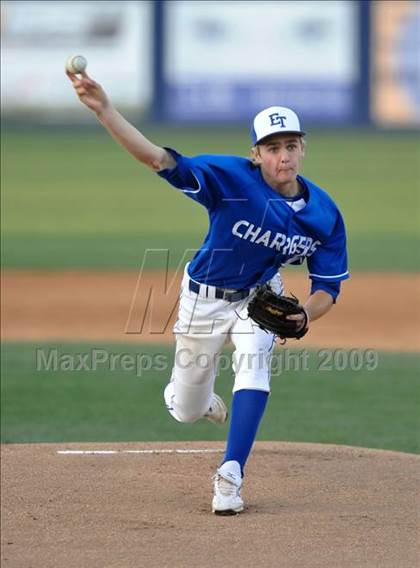 Thumbnail 3 in El Toro vs. Mater Dei (Anderson Bat National Classic) photogallery.