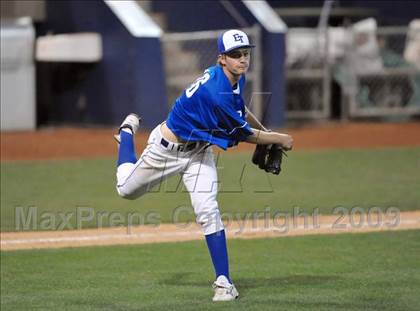 Thumbnail 3 in El Toro vs. Mater Dei (Anderson Bat National Classic) photogallery.