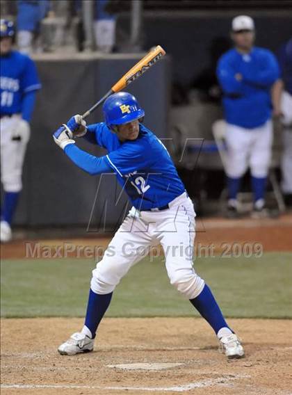Thumbnail 2 in El Toro vs. Mater Dei (Anderson Bat National Classic) photogallery.